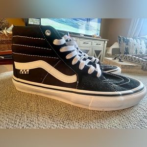 Men's Vans High Top Skateboard Sneakers